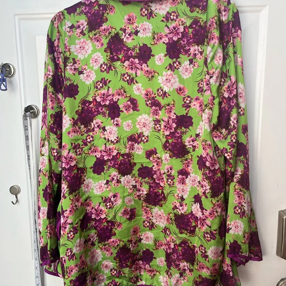 Giovanna Nicolai Silk Floral Wrap Top 40 - Picture 8 of 12